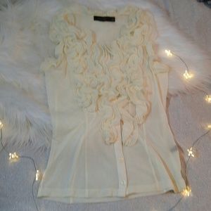 $6 SALE ! CREAM LIMITED RUFFLED BLOUSE TOP sz S